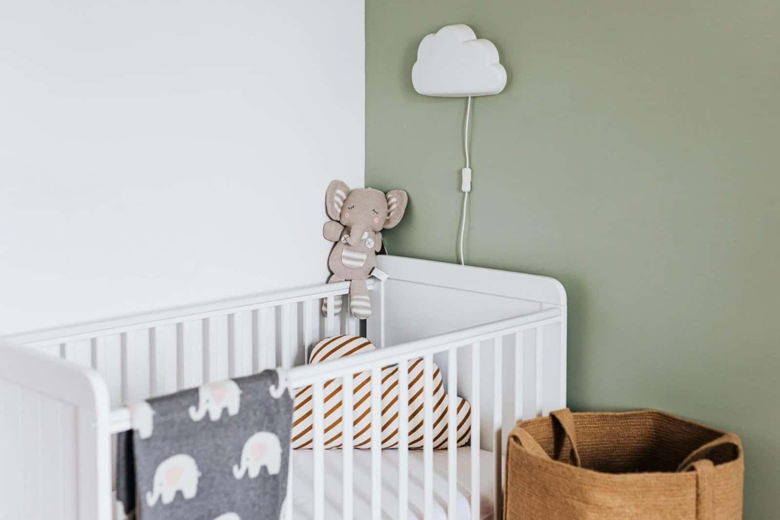A kid's bedroom with a bed in it